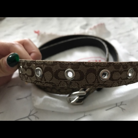 Coach Monogram Belt - Picture 3 of 6